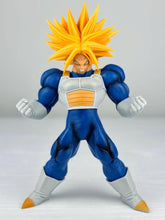 Capsule.pt - Figura Dragon Ball - Super Trunks - 27 cm